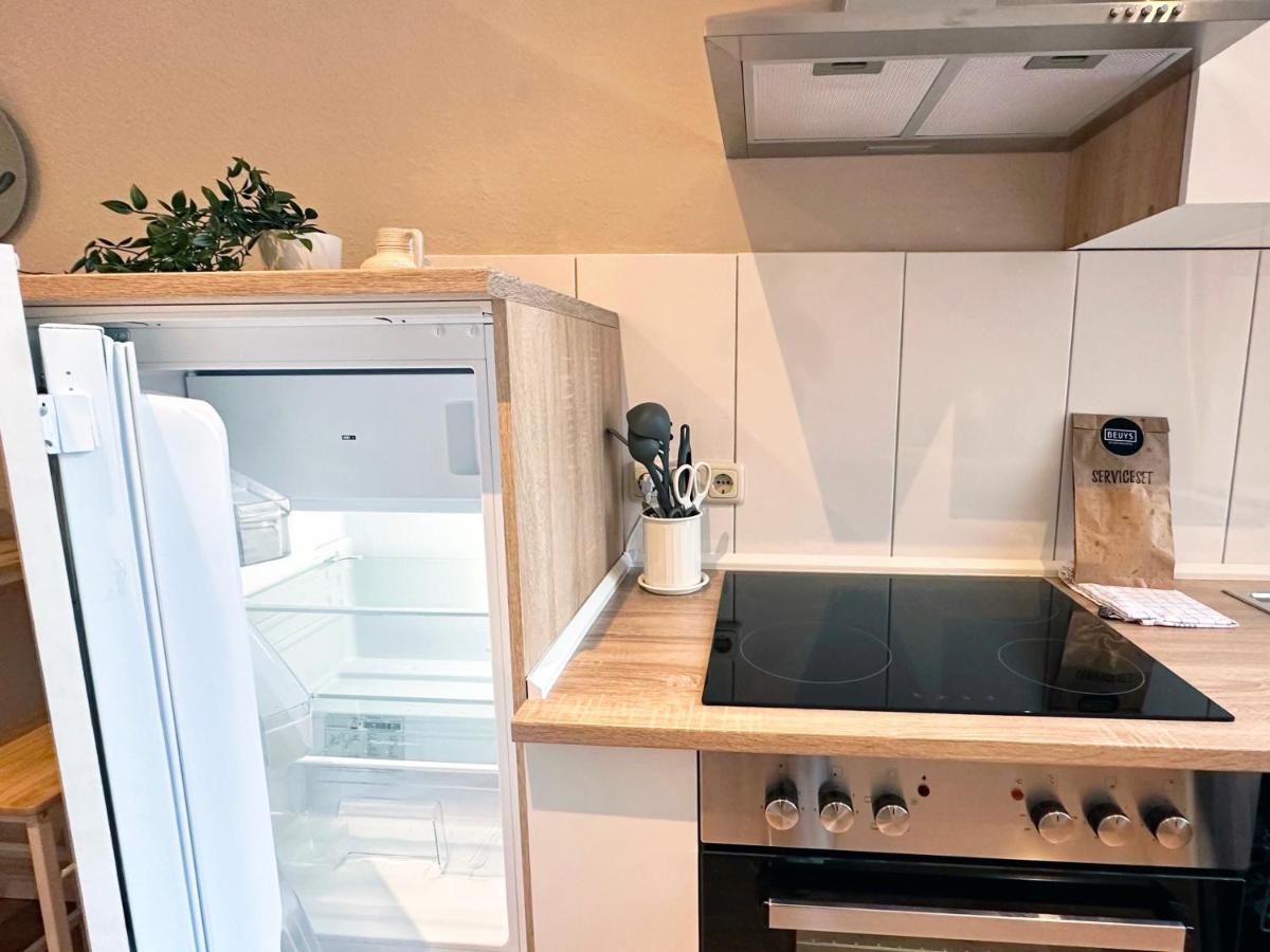 Apartment Modernes City-apartment In Moechengladbach