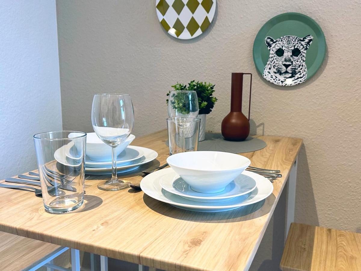 Modernes City-apartment In Moechengladbach Apartment *